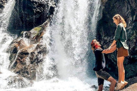 Marrakech: Ausflug ins Ourika-Tal mit Wanderung zu den Wasserfällen und Mittagessen