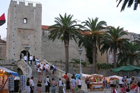 Korčula y Pelješac: vino y cultura desde DubrovnikTour de un día en inglés a Korcula y Peljesac