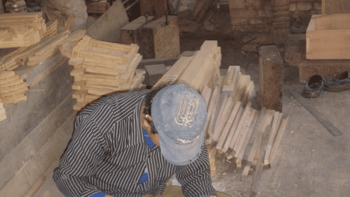 1 or 2day historic bhaktapur woodcarving workshop