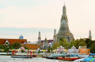 Bangkok: Sonnenuntergangsfahrt & Asiatique-Nachtmarkt vom Pier