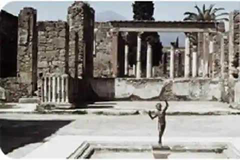 Pompeii Private Full-Day Tour from Rome