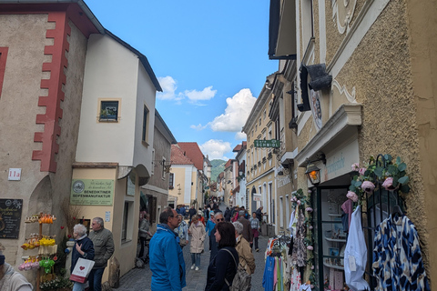 Vienna: Scenic Hiking Tour to Dürnstein/Wachau with Transfer