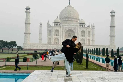 Same Day Taj Mahal Tour from Delhi by Car – Private Day Trip From Agra: All-Inclusive Taj Mahal & Agra Fort Tour
