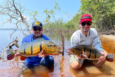 Manaus : Een dagje vissen op de Rio Negro