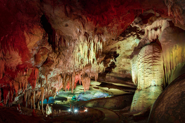 Da Tbilisi: Tour di un giorno del Canyon Martvili e delle Grotte di Prometeo