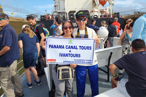 Ciudad de Panamá: Tour en barco por el Tránsito Parcial del Canal de Panamá