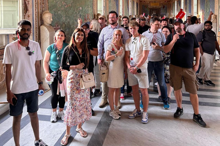 Visita exclusiva de domingo aos Museus do Vaticano e à Capela SistinaVisita aos Museus do Vaticano e à Capela Sistina com ingresso aos domingos