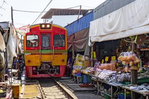 Private Floating Market & Train Market Tour