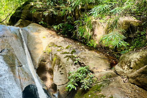 Chiangmai Halbtagestour - Wasserfall & Tubing