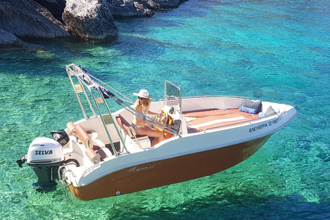 Private Speedboat Tour in Zakynthos (up to 6 people) Private Speedboat Tour to Shipwreck and Blue Caves