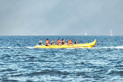 Giro in banana a Baga Beach