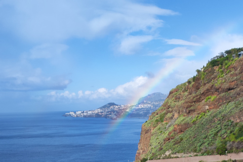 Madeira &quot;Mystery Tour&quot; halvdag - privat 4x4-jeepHalvdagstur till Madeira Mistery 4x4 - Privat