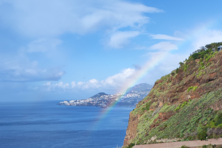 Madeira &quot;Mystery Tour&quot; halvdag - privat 4x4-jeepHalvdagstur till Madeira Mistery 4x4 - Privat