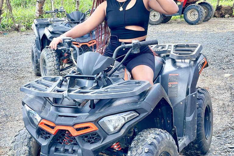 Punta Cana: tour en quad por Montaña Redonda con recogida