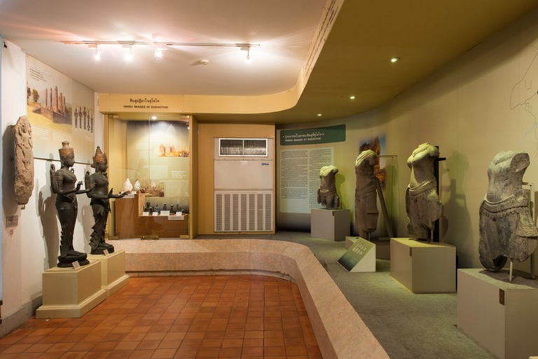 Sukhothai: Private Half-Day UNESCO World Heritage Sites Tour