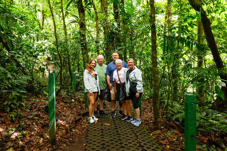 La Fortuna: Tour dei ponti sospesi e della zip line con pranzo