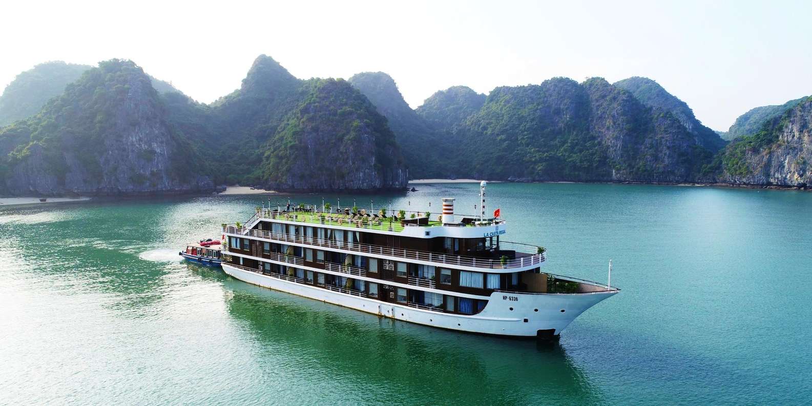 Halong Bay cruise — photo 54