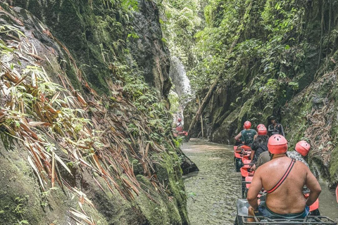 Ubud: Avventura in ATV nella giungla, tunnel della cascata di Bali e pranzoDoppia; ATV Quad Biking - con trasferimenti