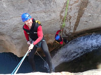 Water kan in de Turche Buñol -grot (Valencia) - Housity