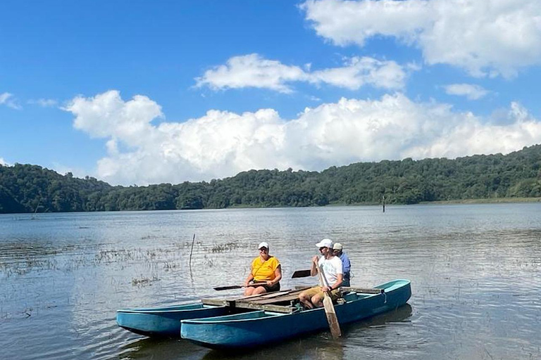 Munduk: Twin Lake Jungle Hike, Ulun Danu Temple, &amp; WaterfallTour with Meeting Point at Twin Lake, Munduk