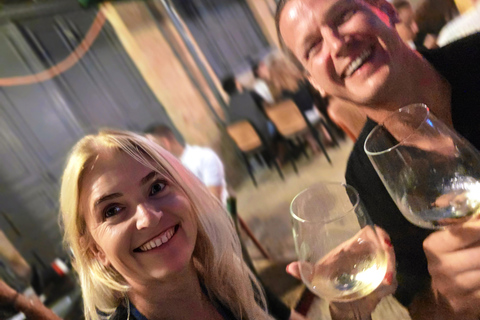 Jerusalem After Dark: Old City Sunset Walking Tour & Wine