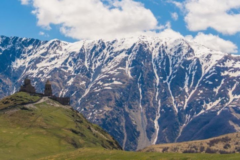 From Tbilisi: Private tour kazbegi zhinvali ananuri Gergeti
