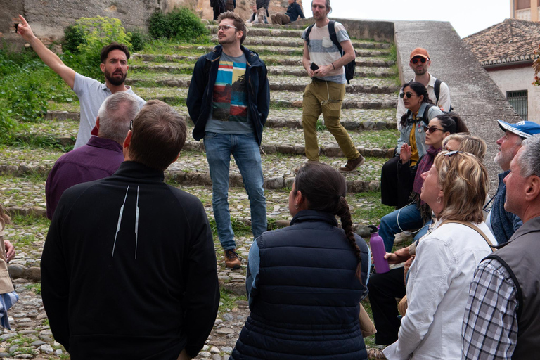 格拉纳达：好莱坞与萨克罗蒙特之旅