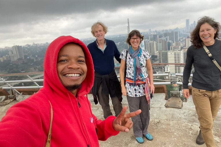 Nairobi city walking tour with traditional Kenyan Lunch.