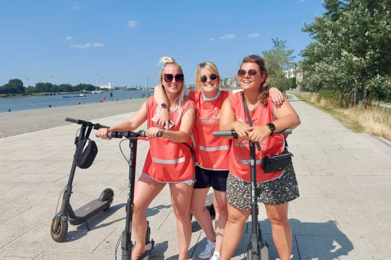 Antwerpen: City Highlights E-Scooter Tour