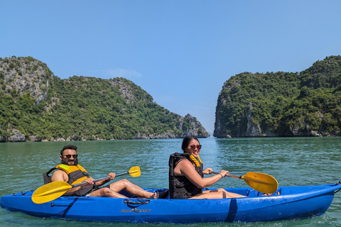 Desde Hanói: Excursión de 2 días al Parque Nacional de Cat Ba y la Bahía de Lan Ha