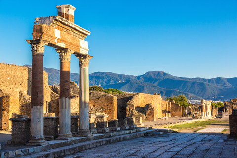 Pompeji Biljett som låter dig hoppa över kön + Guidebok med resplaner