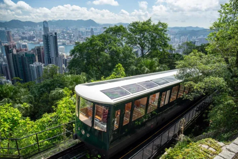 Hong Kong: Peak Tram and Madame Tussauds Ticket Combo 2-in-1 Combo Admission Ticket + Peak Tram