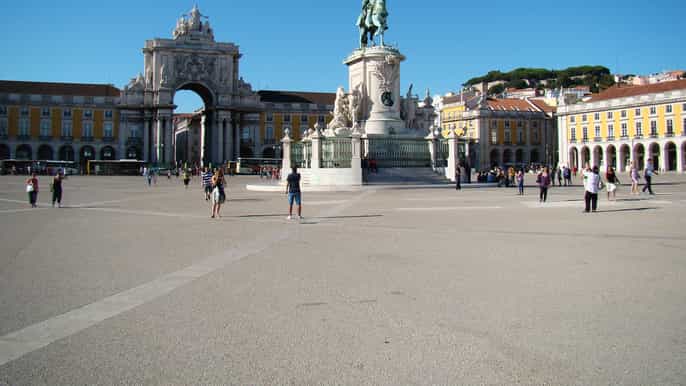 lisbon’s baixa district 3hour walking tour
