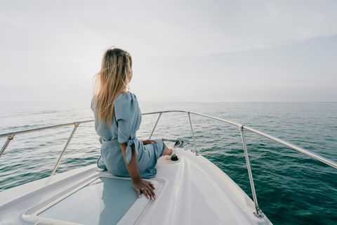 3-Hour Red Sea Boat Cruise with Refreshments & Snacks