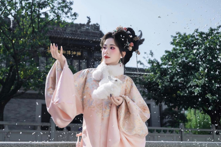Guangzhou: Hanfu Rental and Photography Experience Hanfu Rental Only