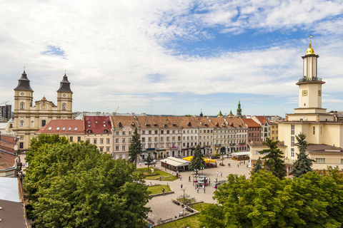 From Vienna: Bratislava and Budapest Guided Day Tour