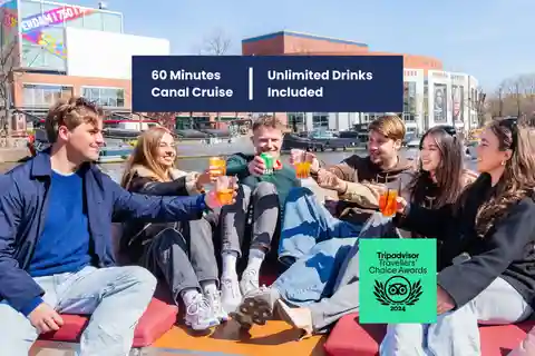 Guided Amsterdam Canal Cruise – Snacks & Drinks on board -1H