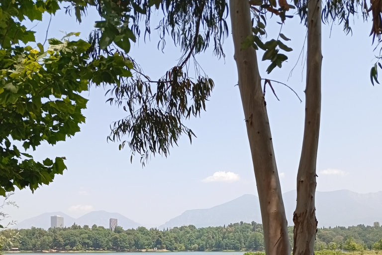 Tirana Bike Tour with Local Guide in English or Czech