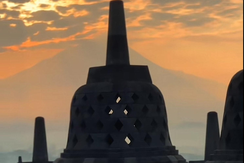 Yogyakarta: Borobudur Sunrise Include Breakfast n Prambanan