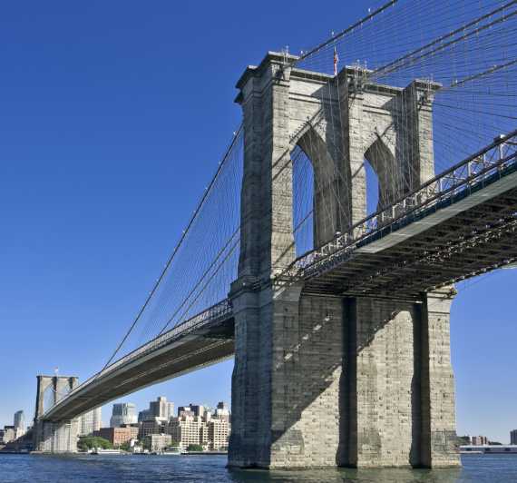 Manhattan: Brooklyn Bridge & Dumbo 2.5-Hour Walking Tour | GetYourGuide