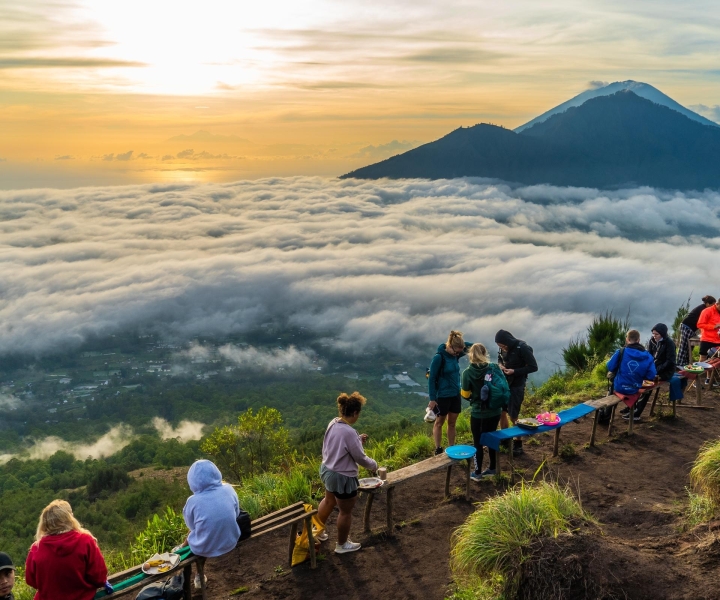 Bali Trekking : Mt. Batur Sunrise Adventure Tour Kintamani