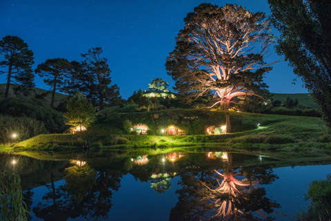 Depuis Auckland : Transferts privés à Hobbiton avec visite de groupe