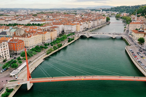 Il meglio di Lione: Tour privato a piedi con un abitante del luogoTour privato della città a piedi - 2 ore