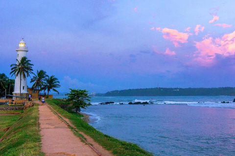 Colombo: UNESCO Galle Fort with Scenic Coastal Train Ride