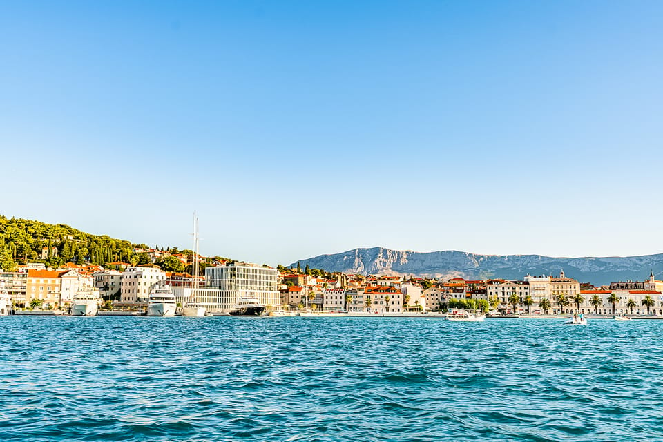 Curtindo a turística cidade de Split na Croácia