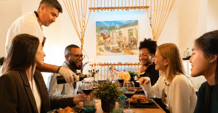 Madrid: Paella & Sangria Classes – Seafood, Chicken or Vegan photo 5