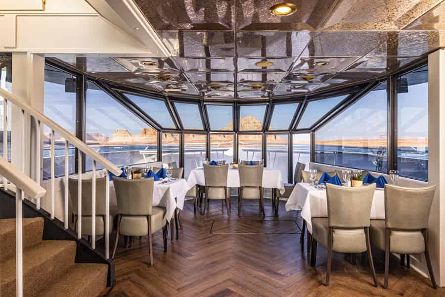 Seite: Wahweap Bay Canyon Princess Yacht Dinner Cruise. Foto: GetYourGuide