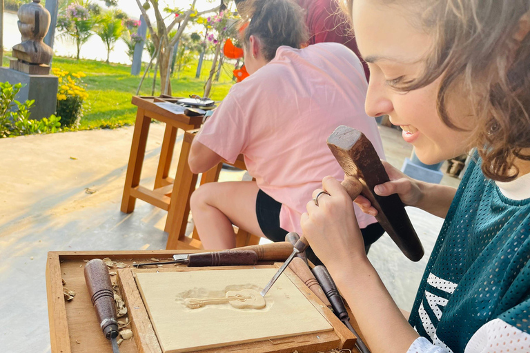 Hoi An: Corso di scultura del legno di 3 ore con un artista locale