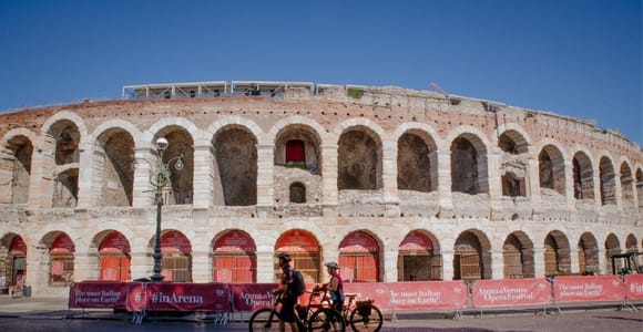 Verona-E-Bike-Tour: Stadtzentrum und Panoramablicke