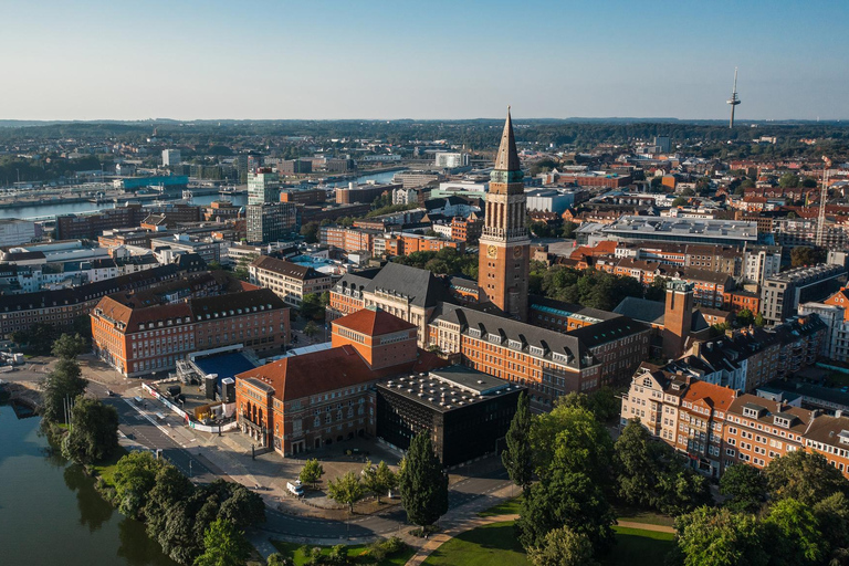 Kiel: 2-hour Best Intro Walking Tour with a Local 2 Hours - Private Tour